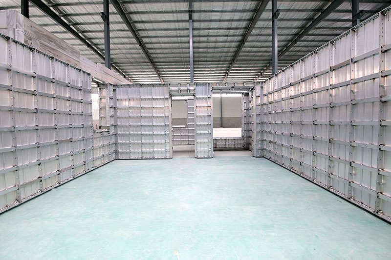 鋁模板省時、省錢又省力?